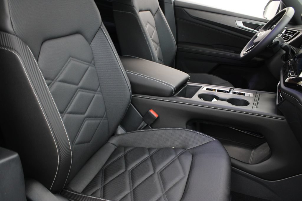 New 2026 Volkswagen Atlas Cross Sport SE FWD image 22