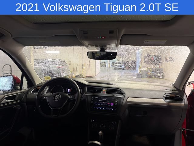 Used 2021 Volkswagen Tiguan SE w/ Panoramic Sunroof Package AWD/4WD image 20