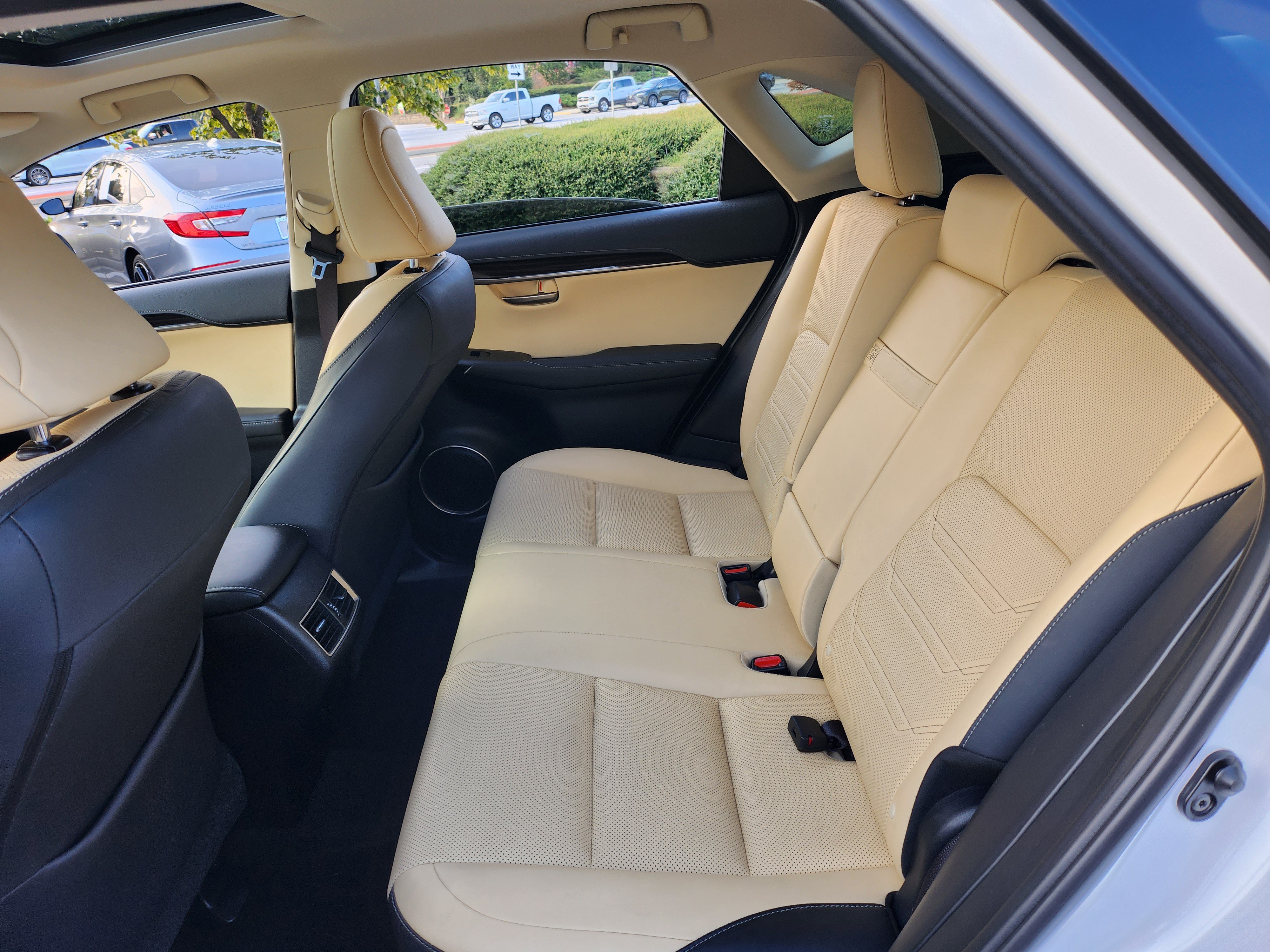 Used 2016 Lexus NX 200t FWD w/ Luxury Package image 25