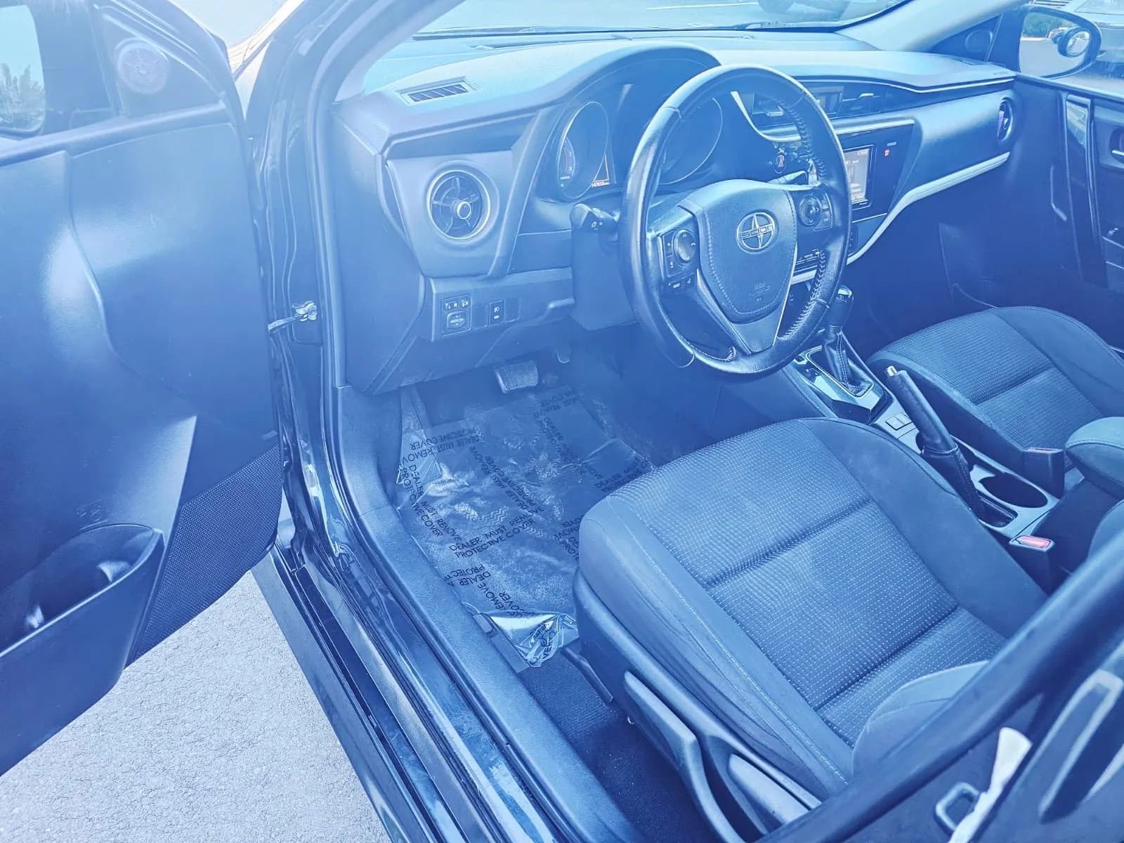 Used 2016 Scion iM image 9