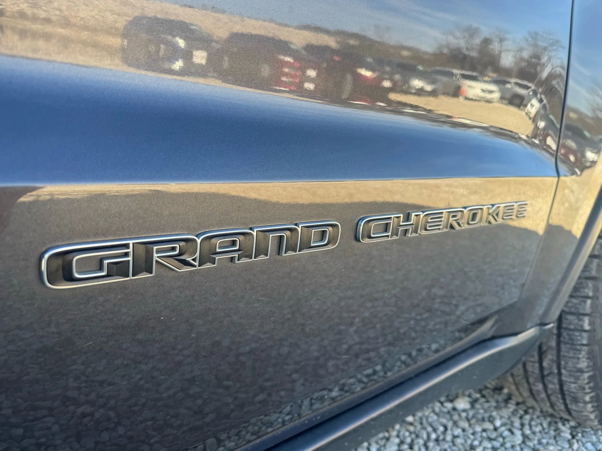 Used 2017 Jeep Grand Cherokee Limited w/ Luxury Group II image 30