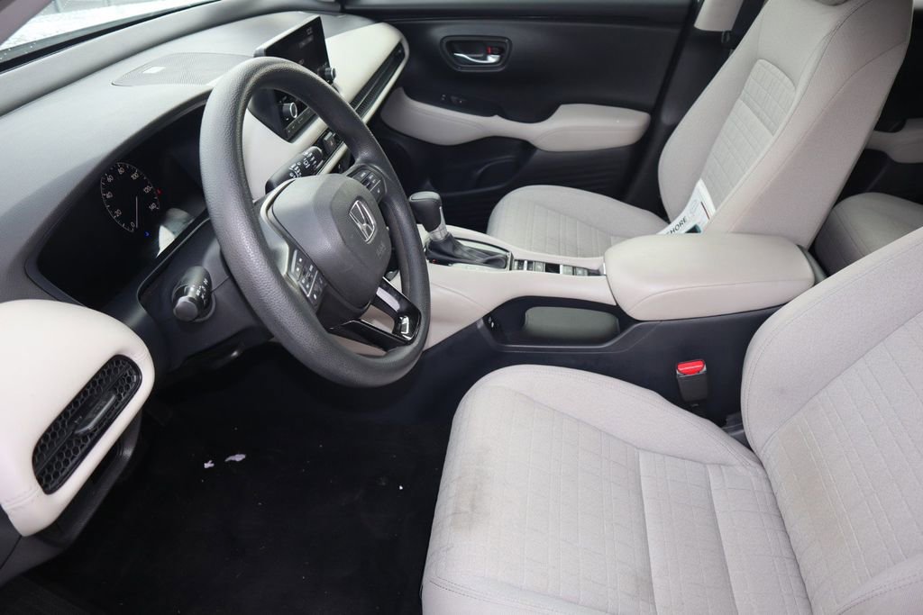 Used 2025 Honda HR-V LX image 17