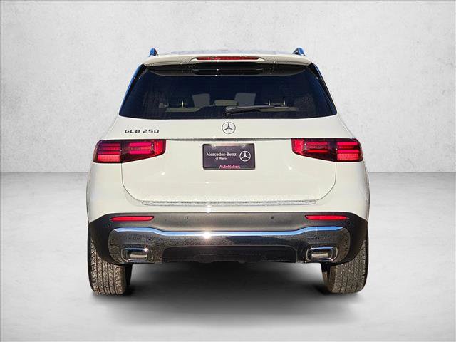 Certified 2025 Mercedes-Benz GLB 250 image 6
