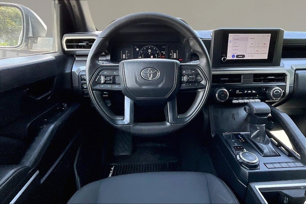 Used 2024 Toyota Tacoma SR5 AWD/4WD image 9