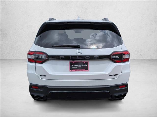 New 2026 Honda Pilot Sport image 7