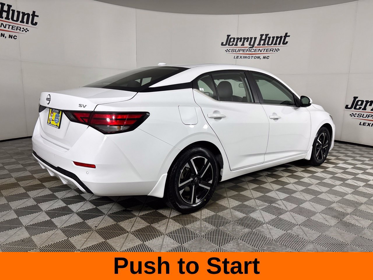 Used 2024 Nissan Sentra SV FWD image 6
