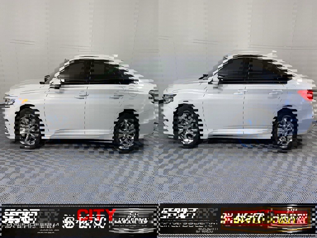 Used 2018 Honda Accord LX image 4