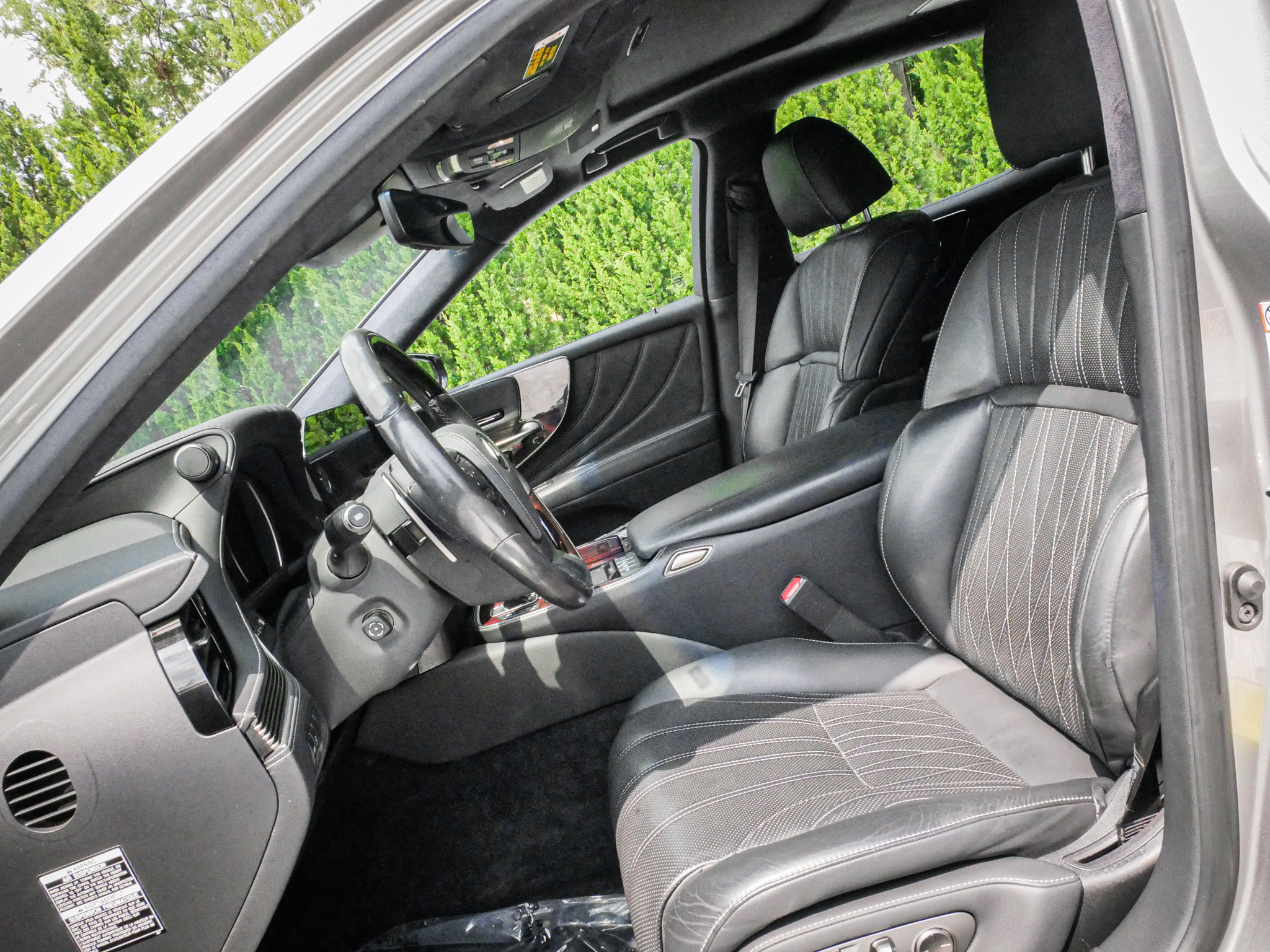 Used 2021 Lexus LS 500 w/ Interior Upgrade Package RWD image 16