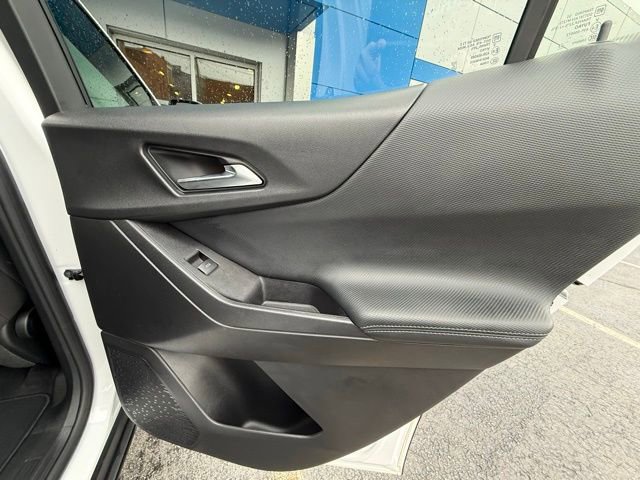 Used 2026 Chevrolet Equinox LT AWD/4WD image 17