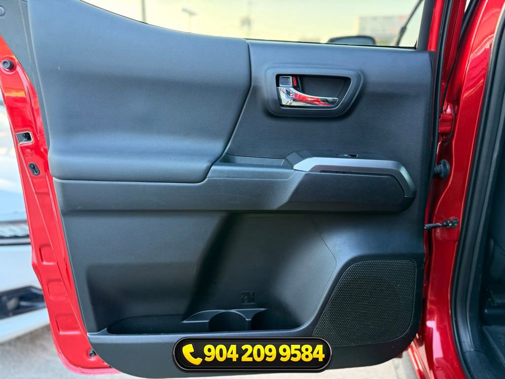 Used 2021 Toyota Tacoma TRD Off-Road w/ Technology Package image 28