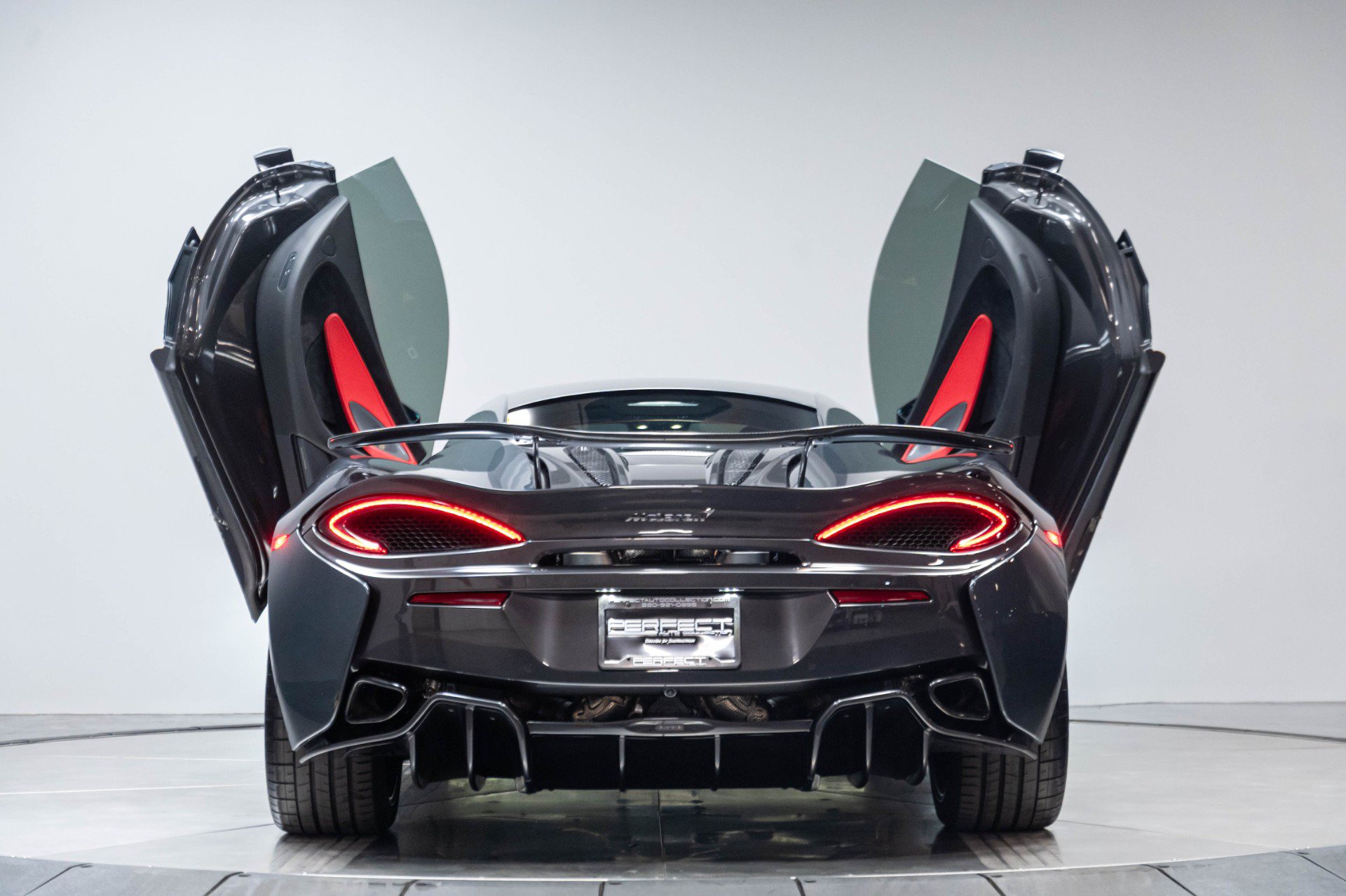 Used 2019 McLaren 570S Coupe RWD image 62