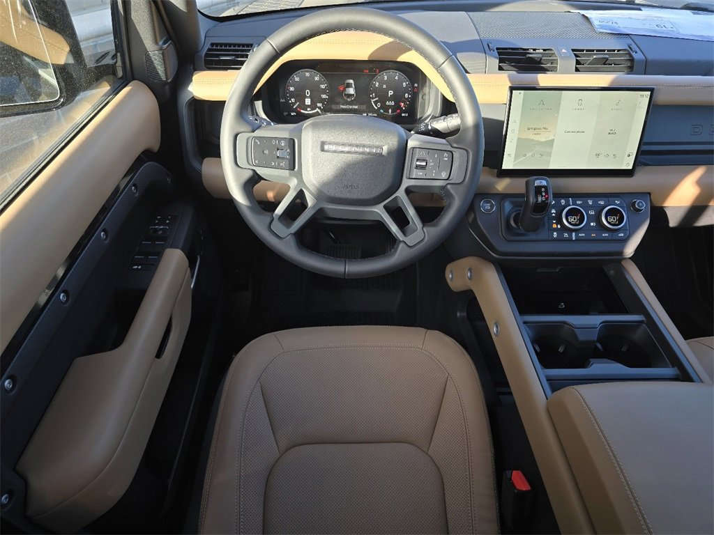 New 2025 Land Rover Defender 110 S image 36