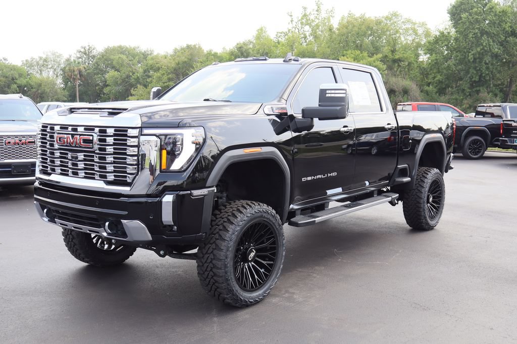 Used 2025 GMC Sierra 2500 Denali w/ Denali Reserve Package AWD/4WD image 5