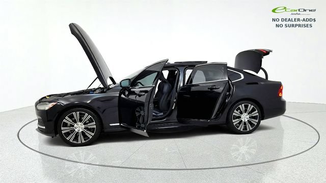 Used 2023 Volvo S90 B6 Plus AWD/4WD image 15