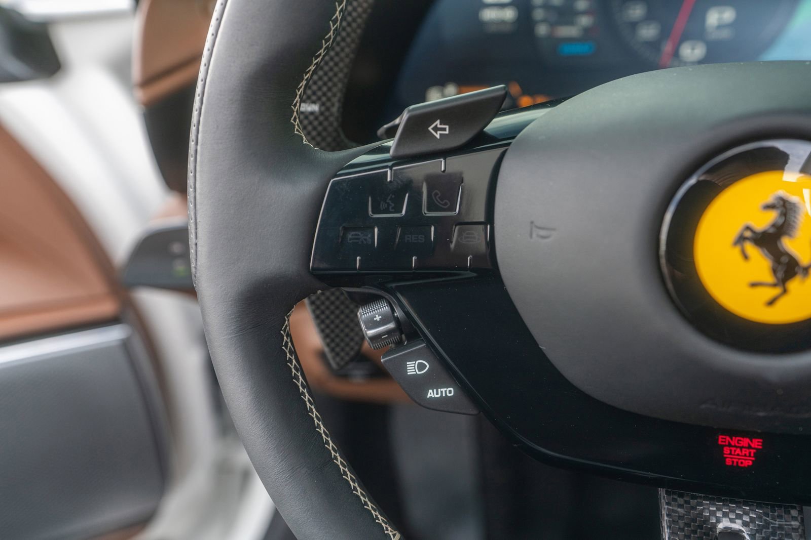 Used 2024 Ferrari Roma Spider image 29
