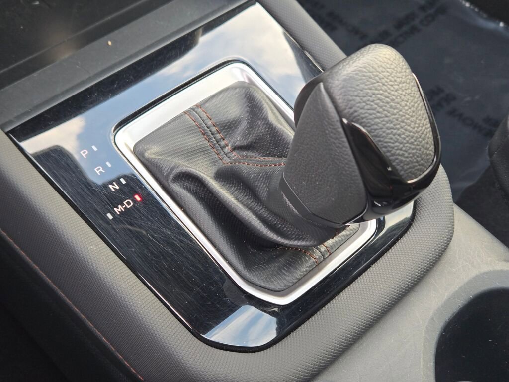 Used 2025 Subaru Forester Touring image 36