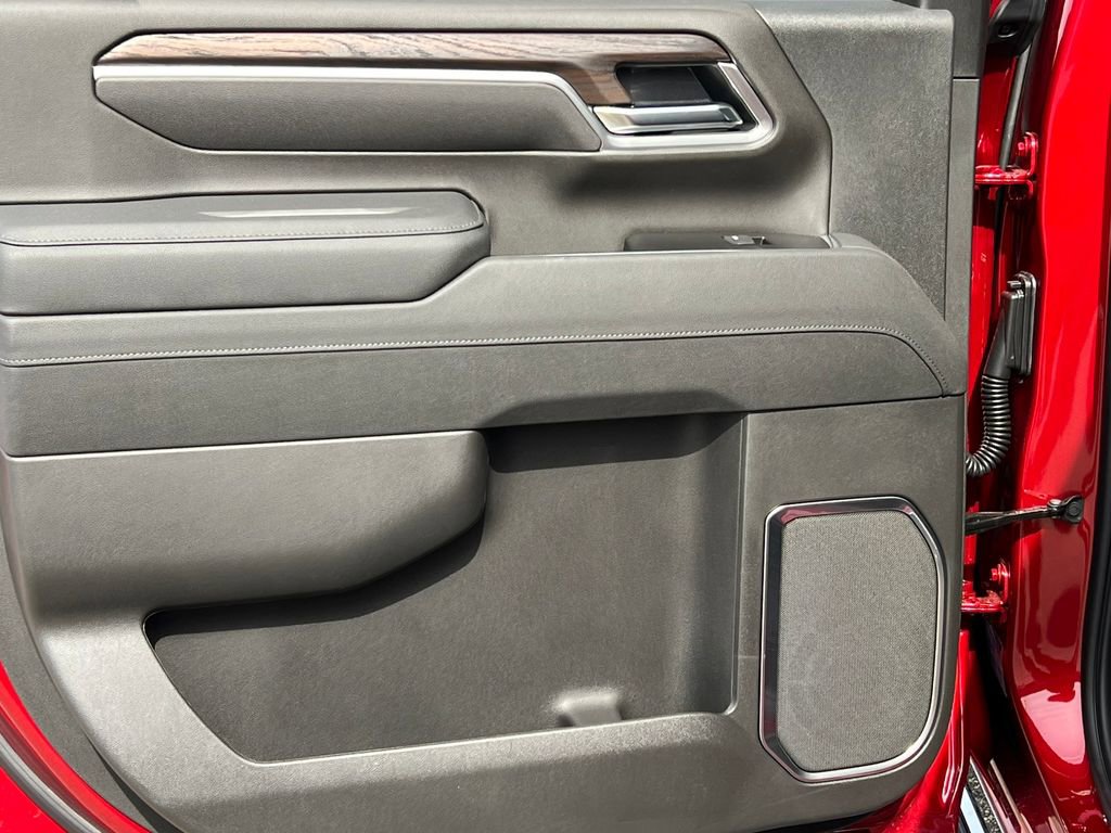 New 2026 GMC Sierra 2500 SLT w/ SLT Premium Package image 40