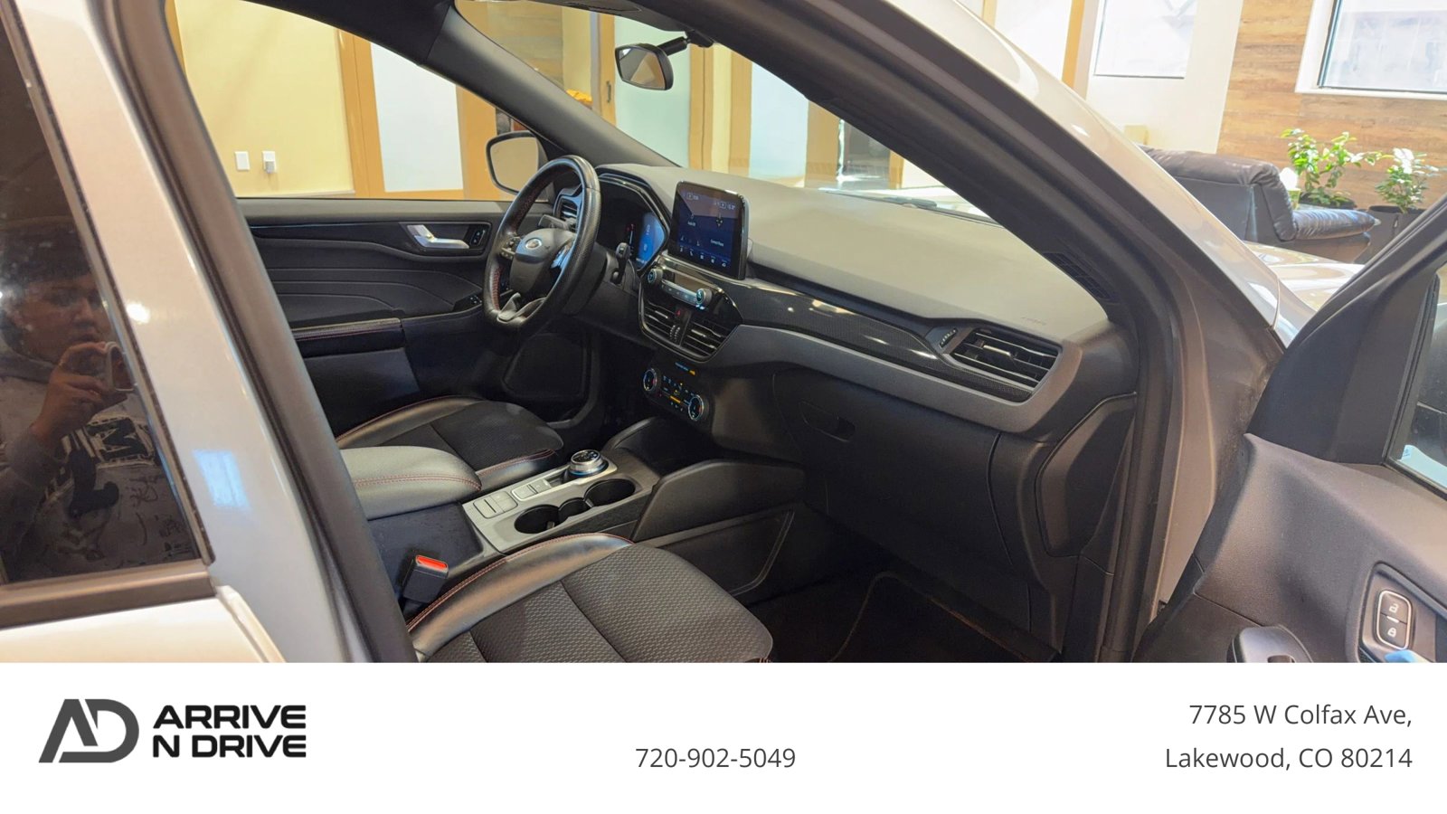 Used 2023 Ford Escape ST-Line image 23