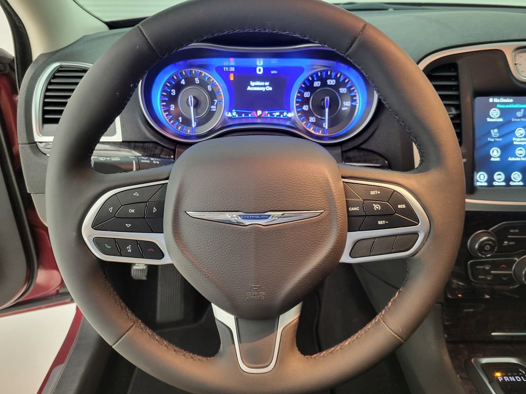 Used 2023 Chrysler 300 Touring L w/ Popular Equipment Group image 4