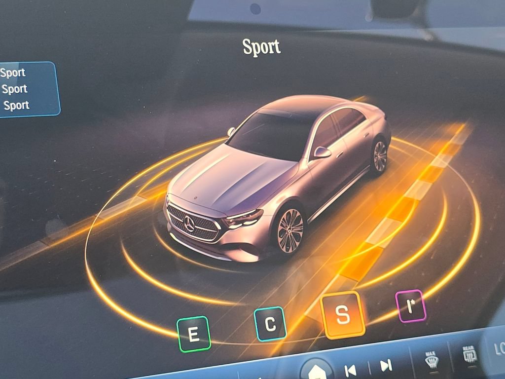 New 2026 Mercedes-Benz E 450 4MATIC Sedan image 34