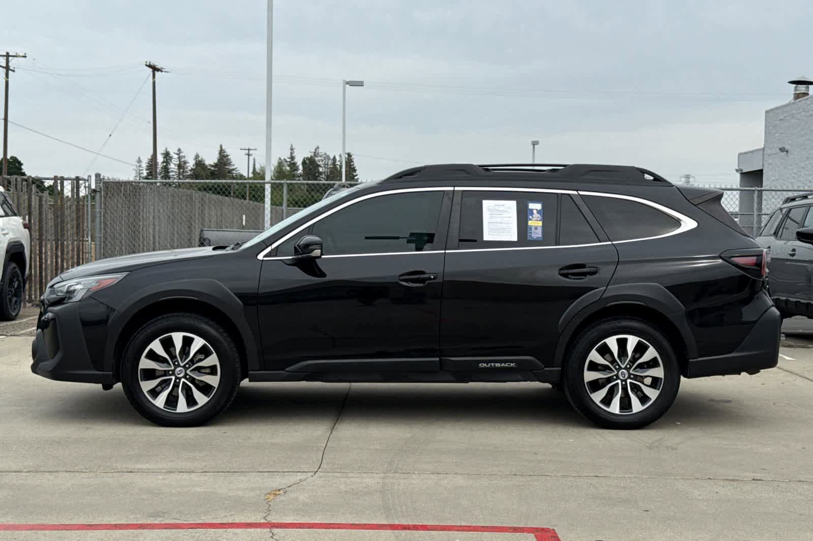 Certified 2023 Subaru Outback Limited AWD/4WD image 6
