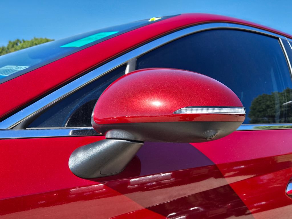 Used 2023 Hyundai Sonata Limited w/ Cargo Package FWD image 11