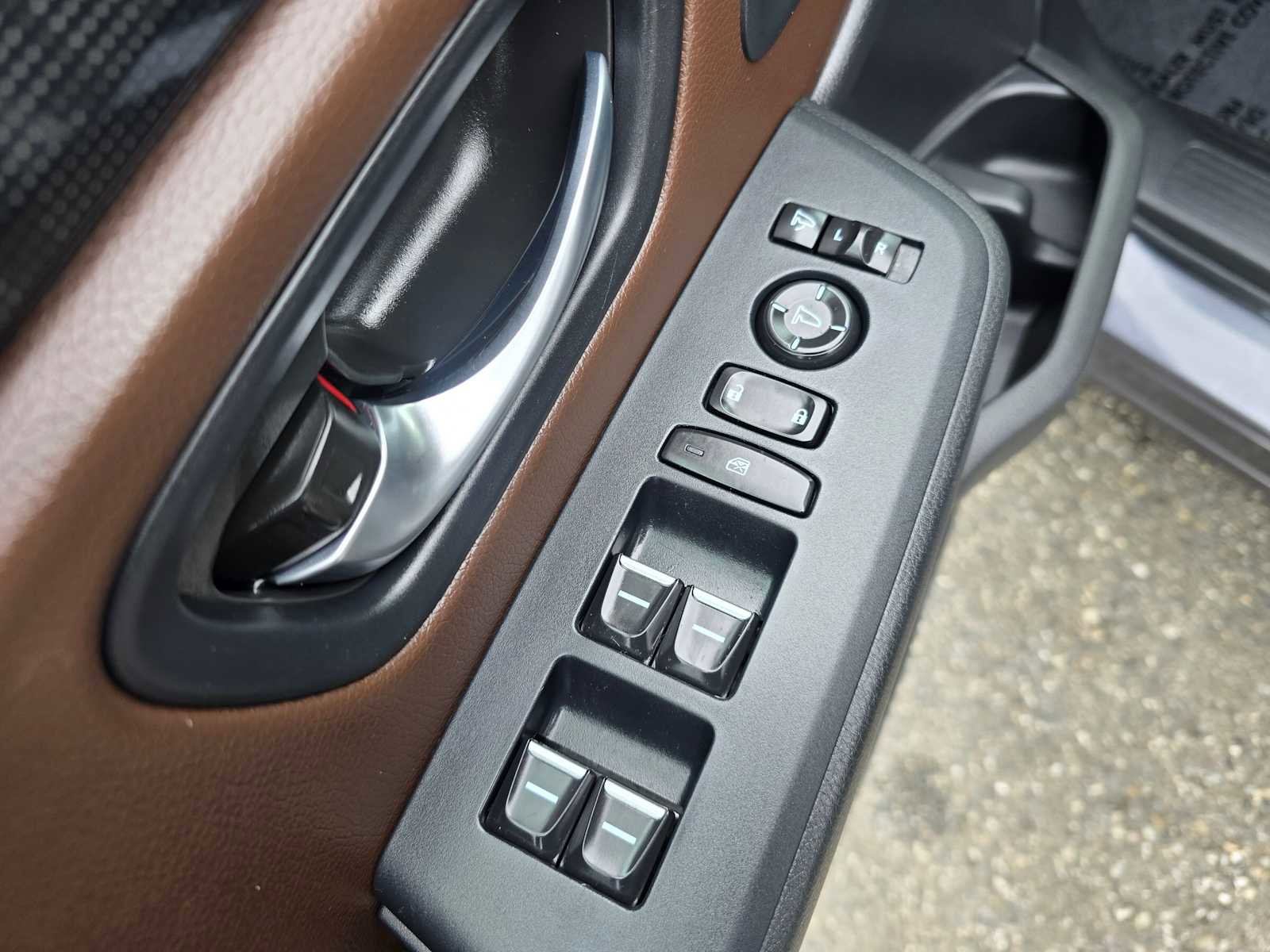 Used 2025 Honda Pilot Elite image 25