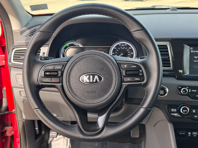 Used 2019 Kia Niro EX FWD image 22