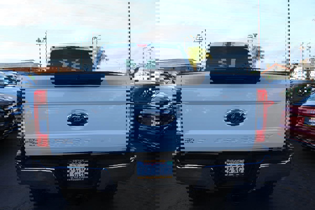 Used 2017 Ford F250 XLT image 6