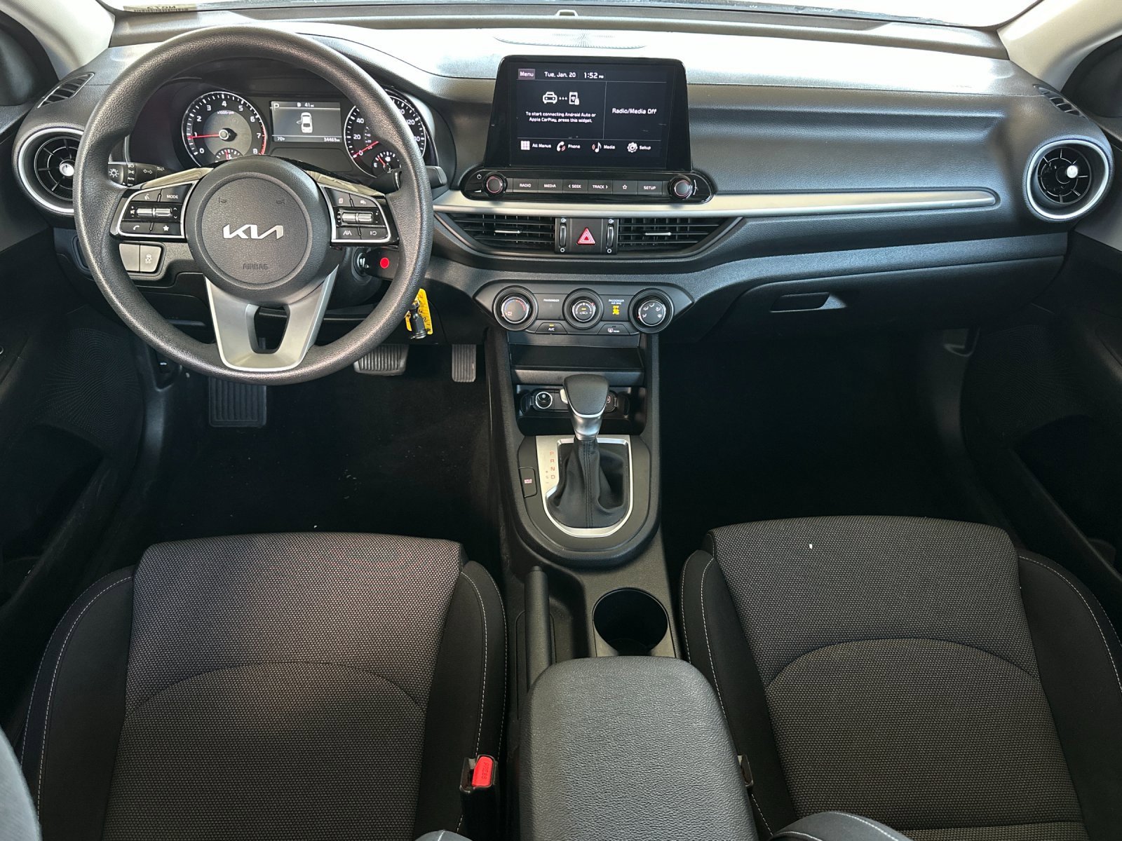 Used 2024 Kia Forte LXS image 12