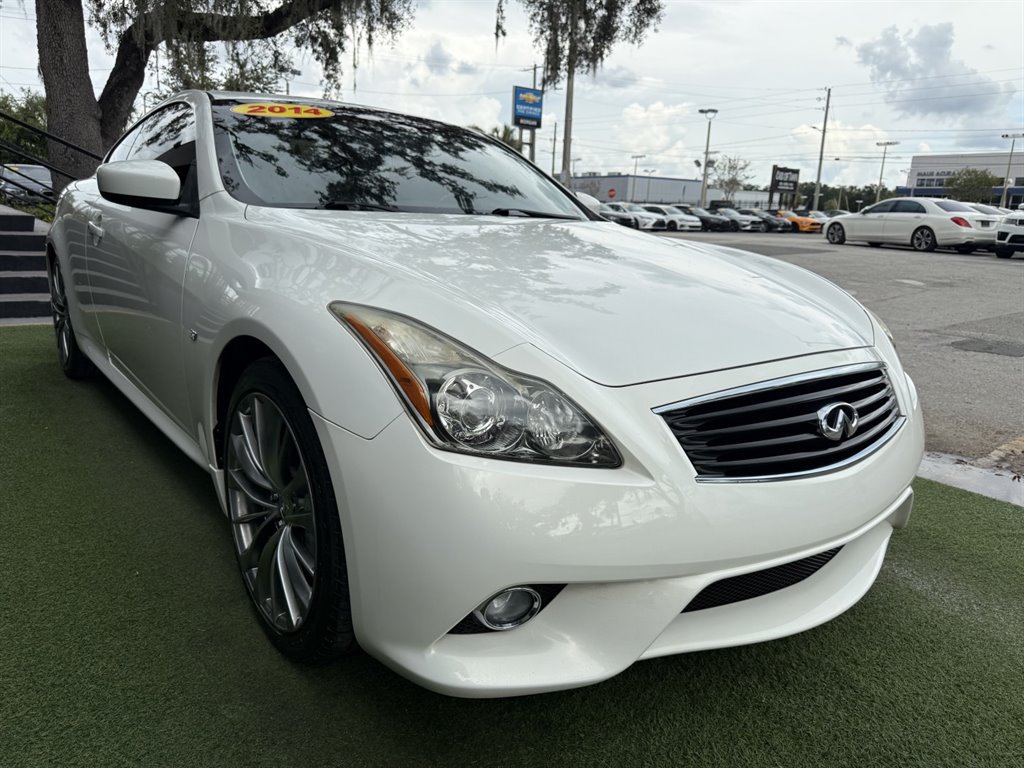 Used 2014 INFINITI Q60 Journey w/ Premium Package RWD image 3