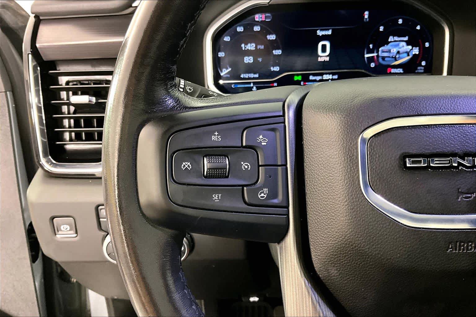 Used 2024 GMC Sierra 3500 Denali Ultimate AWD/4WD image 22