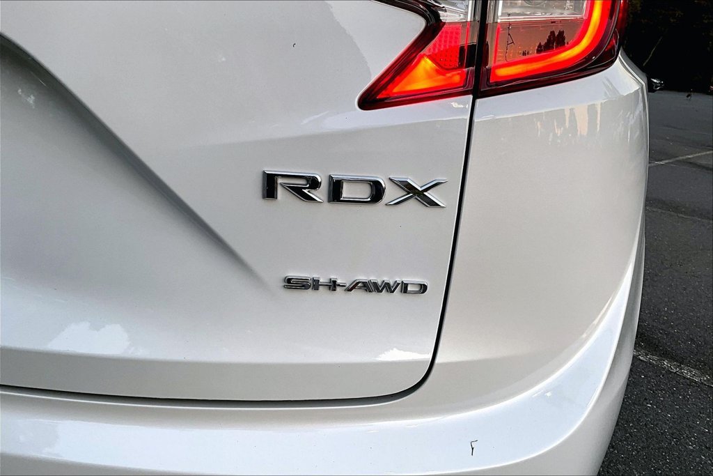 Used 2025 Acura RDX SH-AWD image 23