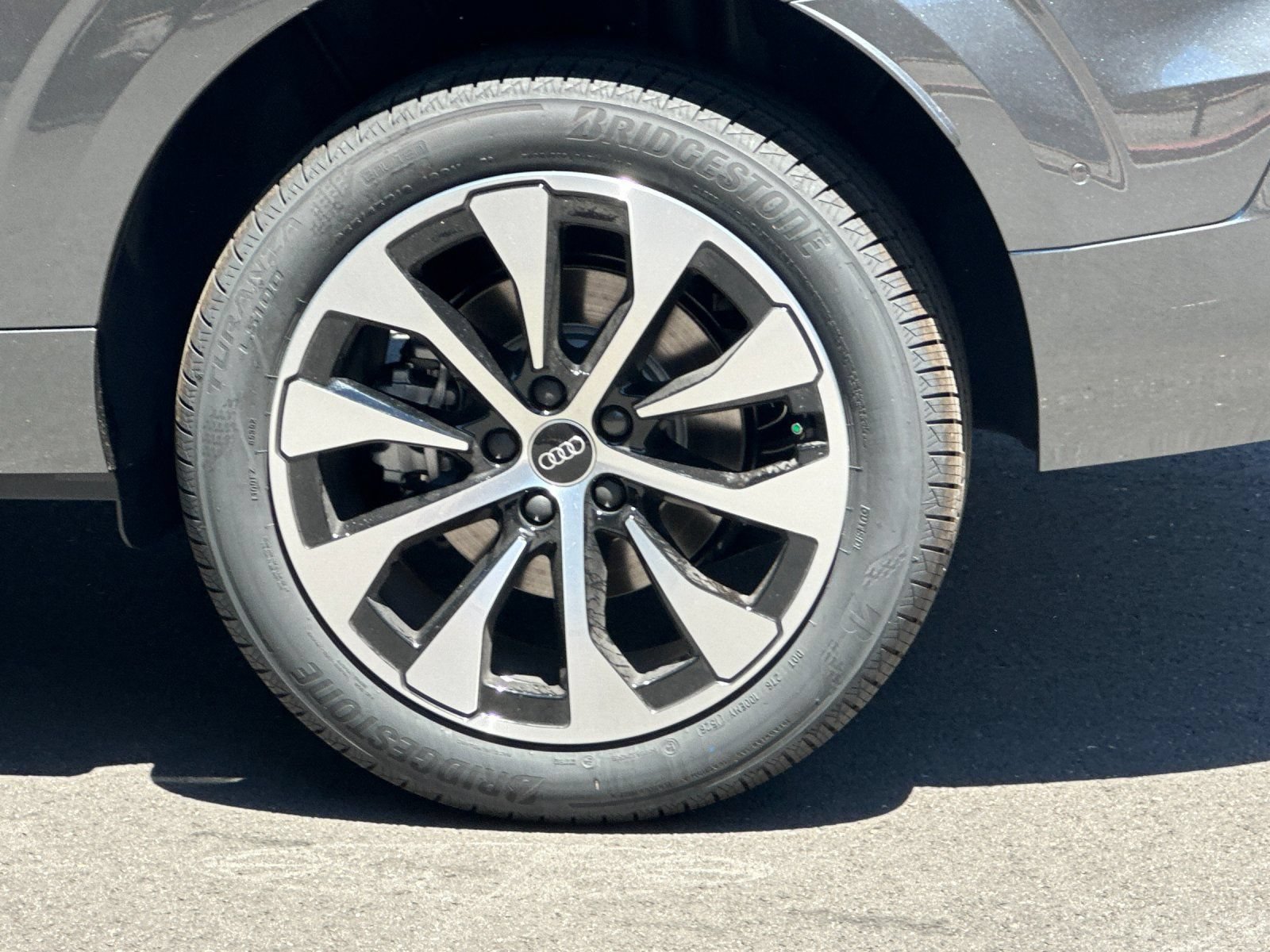 New 2026 Audi Q3 quattro 2.0T AWD/4WD image 24