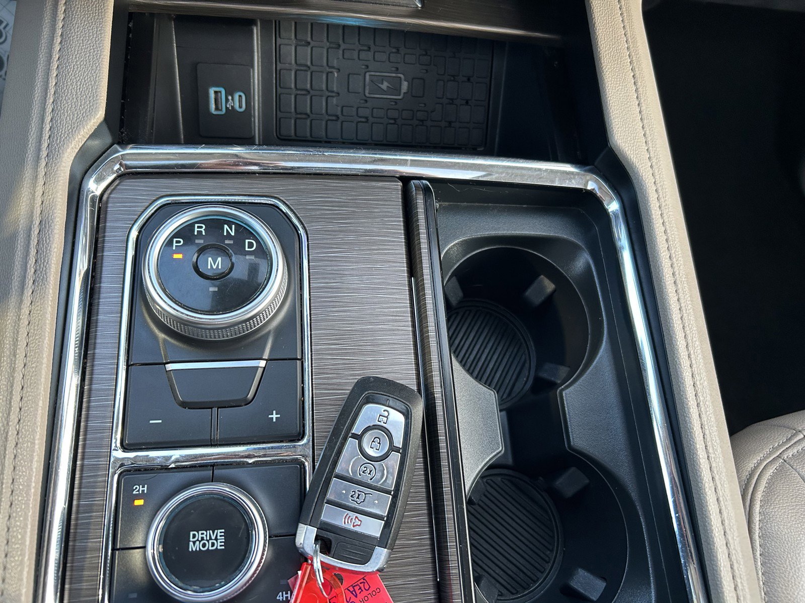 Used 2024 Ford Expedition Max Limited image 33