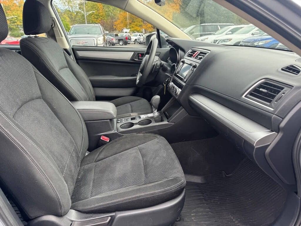 Used 2018 Subaru Outback 2.5i image 24
