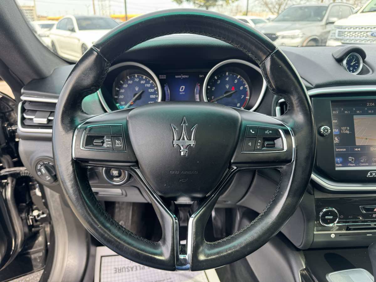 Used 2016 Maserati Ghibli RWD image 12