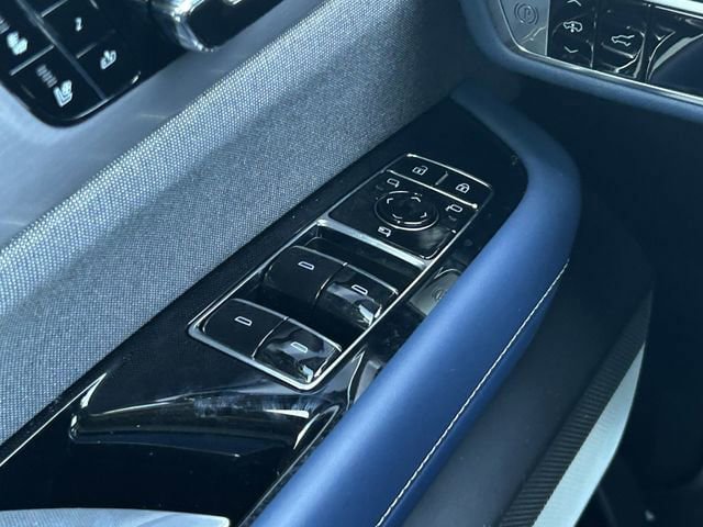 New 2026 Cadillac Vistiq Premium Luxury AWD/4WD image 24