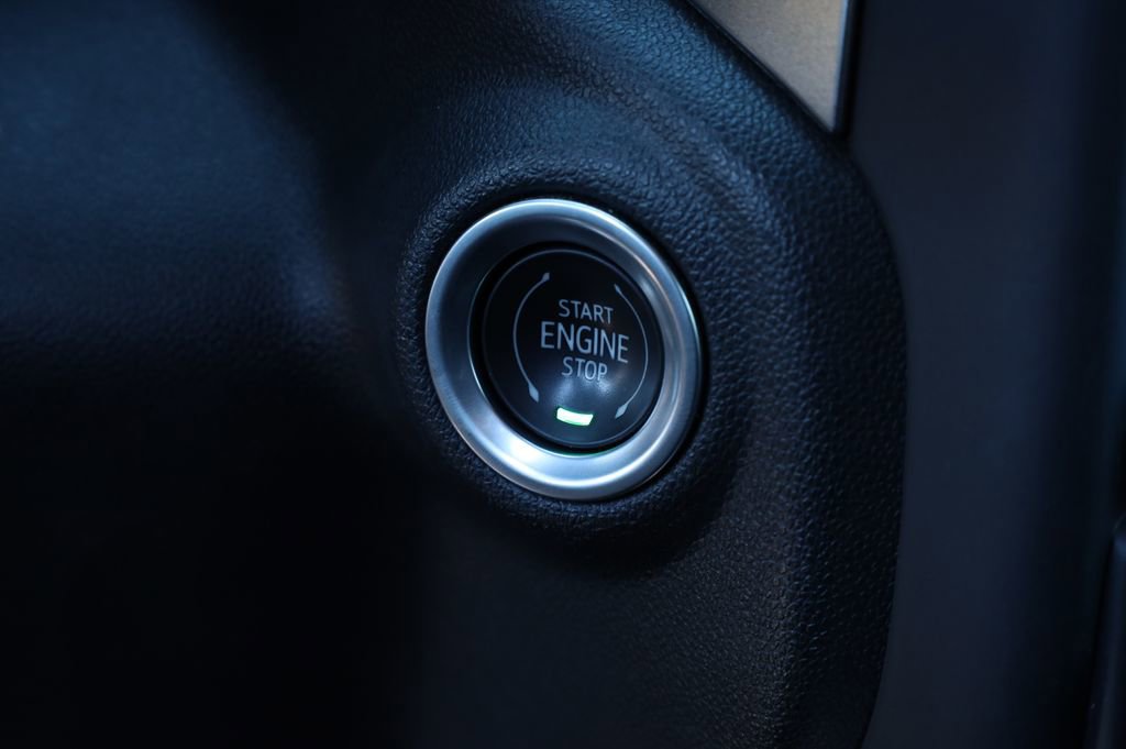 Used 2021 Chevrolet Silverado 1500 LTZ w/ LTZ Premium Package image 11