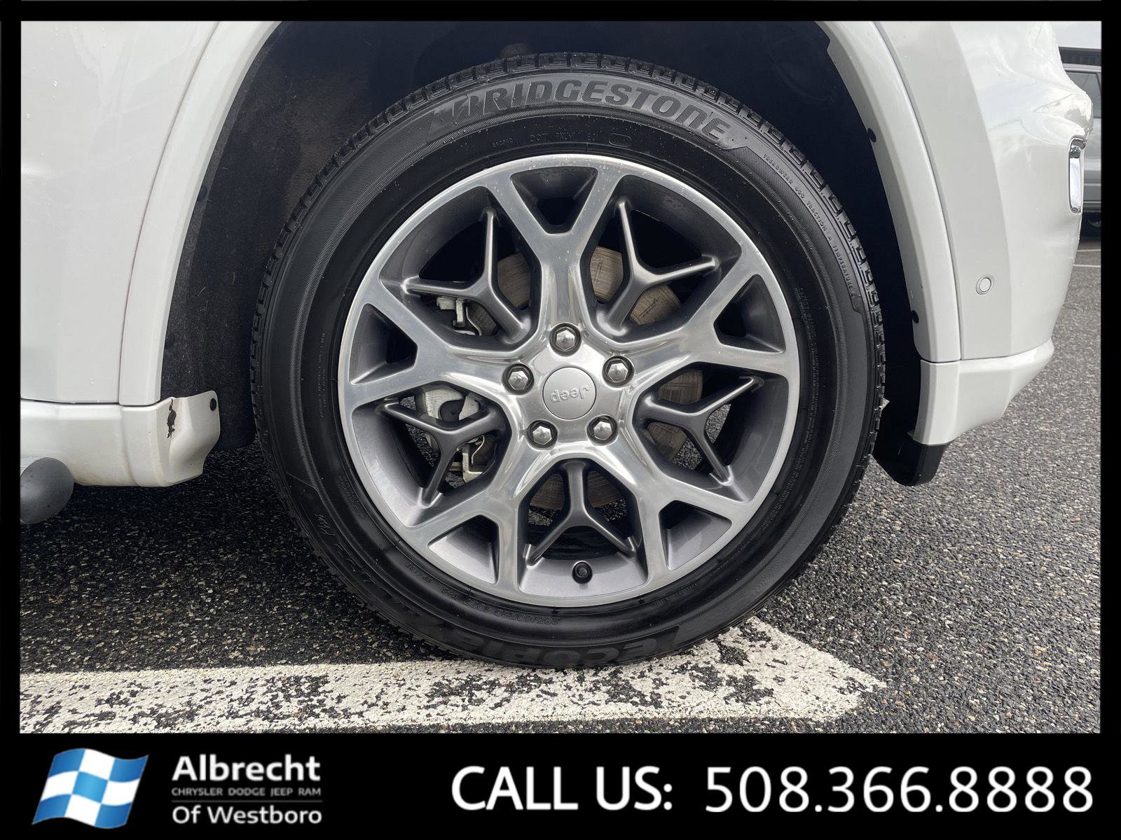 Used 2021 Jeep Grand Cherokee Overland image 36