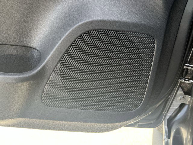 Used 2025 Nissan Versa SV FWD image 23