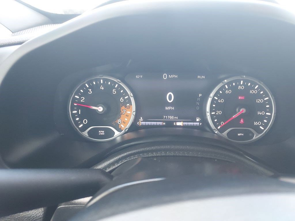 Used 2018 Jeep Renegade Limited w/ UConnect 8.4 Nav Group AWD/4WD image 11