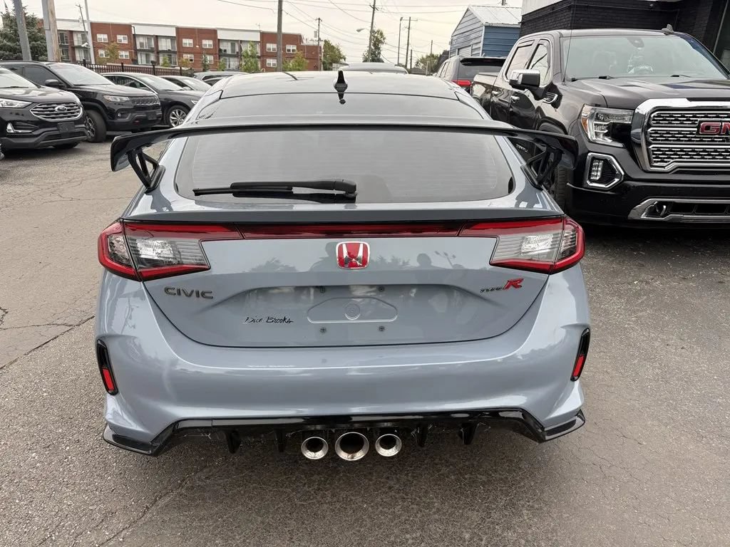 Used 2025 Honda Civic Type R image 5