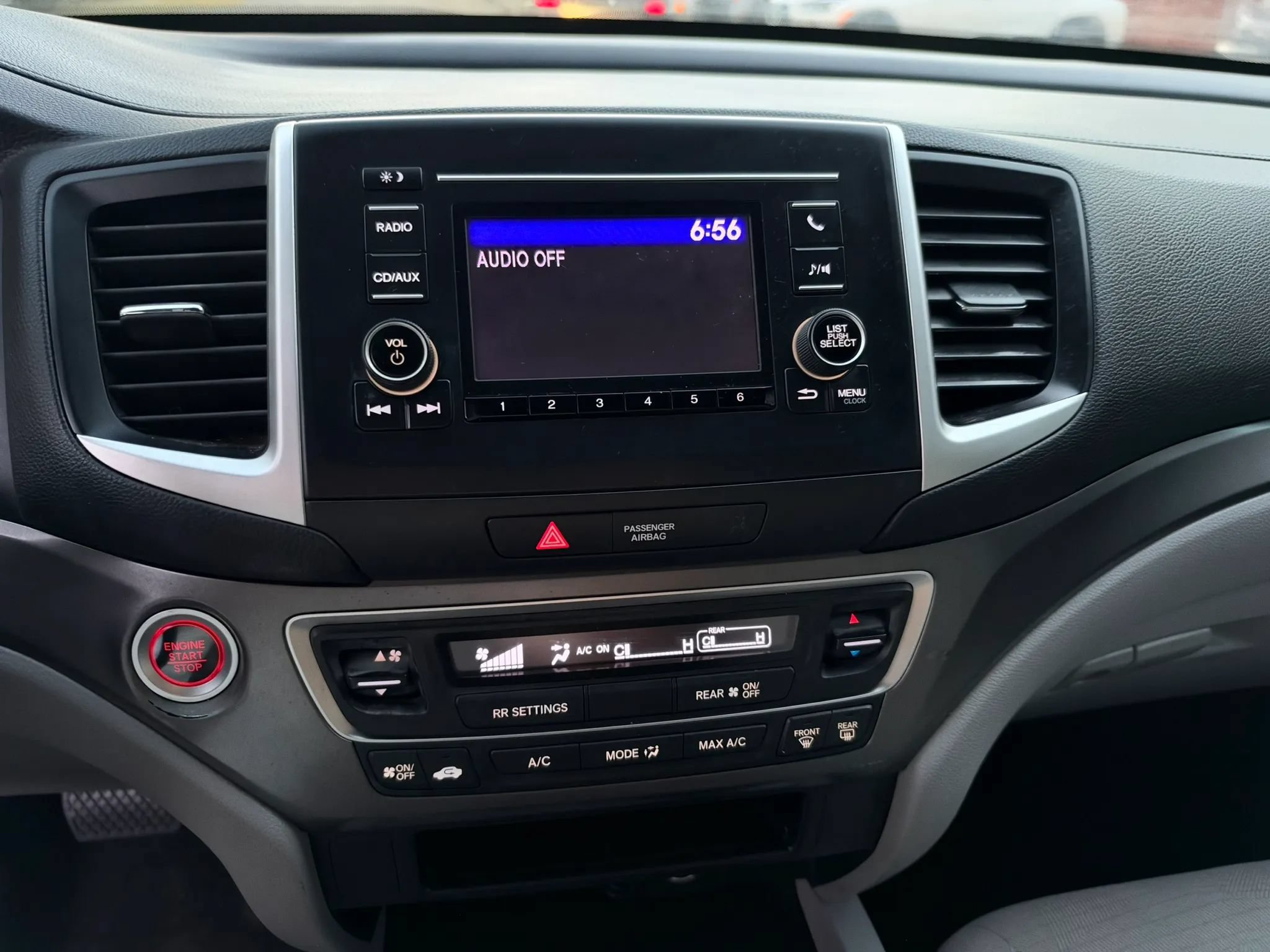 Used 2016 Honda Pilot LX image 15