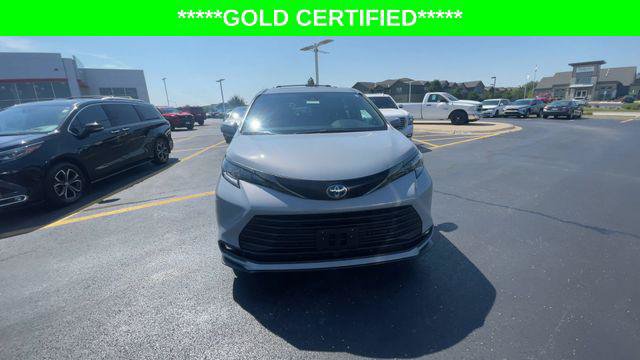 Certified 2022 Toyota Sienna XLE Woodland Edition AWD/4WD image 5