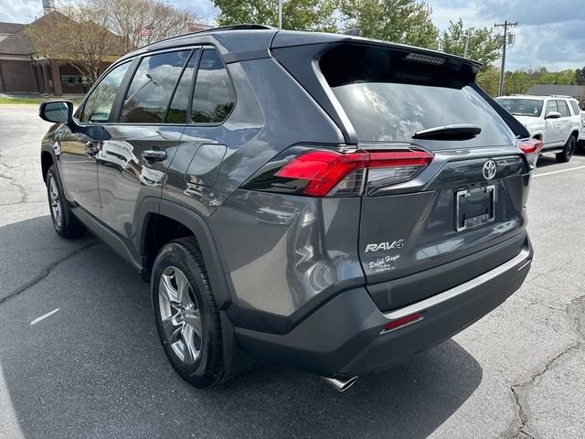 Used 2024 Toyota RAV4 XLE w/ Convenience Package FWD image 5