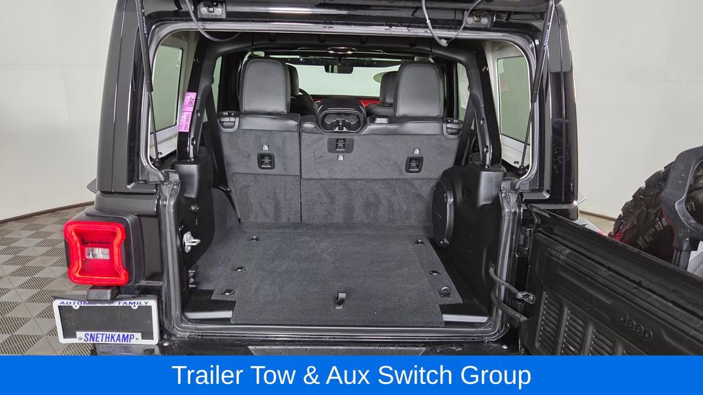 Used 2023 Jeep Wrangler Rubicon w/ Xtreme 35 Tire Package image 11