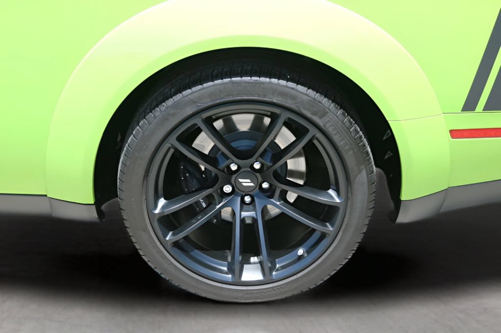 Used 2023 Dodge Challenger R/T Scat Pack RWD image 9