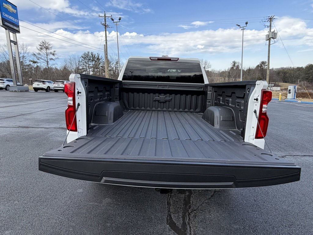 New 2026 Chevrolet Silverado 1500 RST w/ RST Select Package image 14
