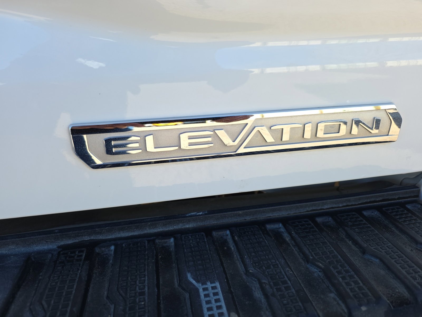 Used 2024 GMC Sierra 1500 Elevation image 26